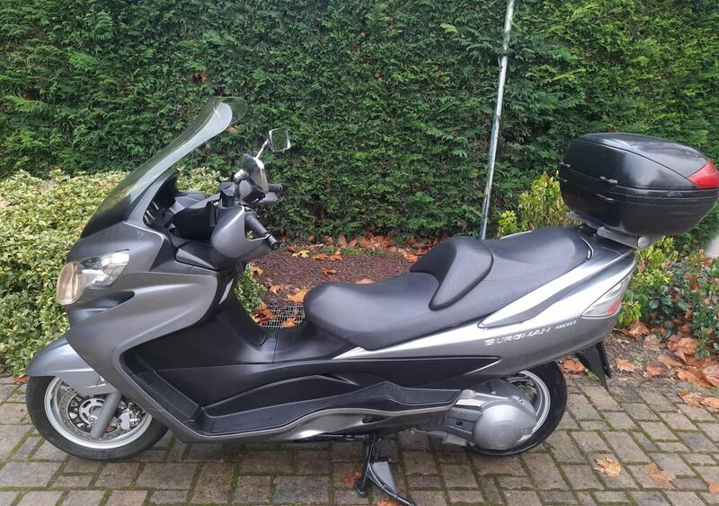 Suzuki Burgman 400 usata a Castellanza - Varese - Va per € 6.890