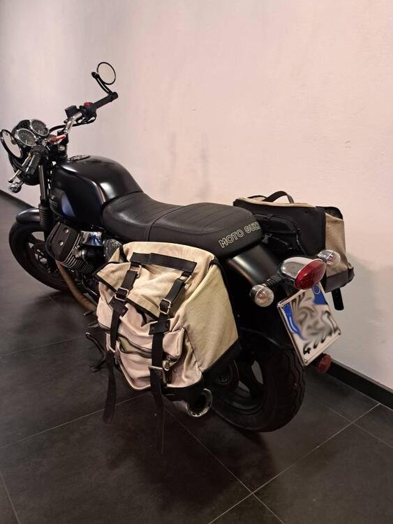 Moto Guzzi V7 Stone (2012 - 15) (3)