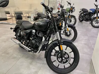 Royal Enfield Meteor 350 (2021 - 26) nuova
