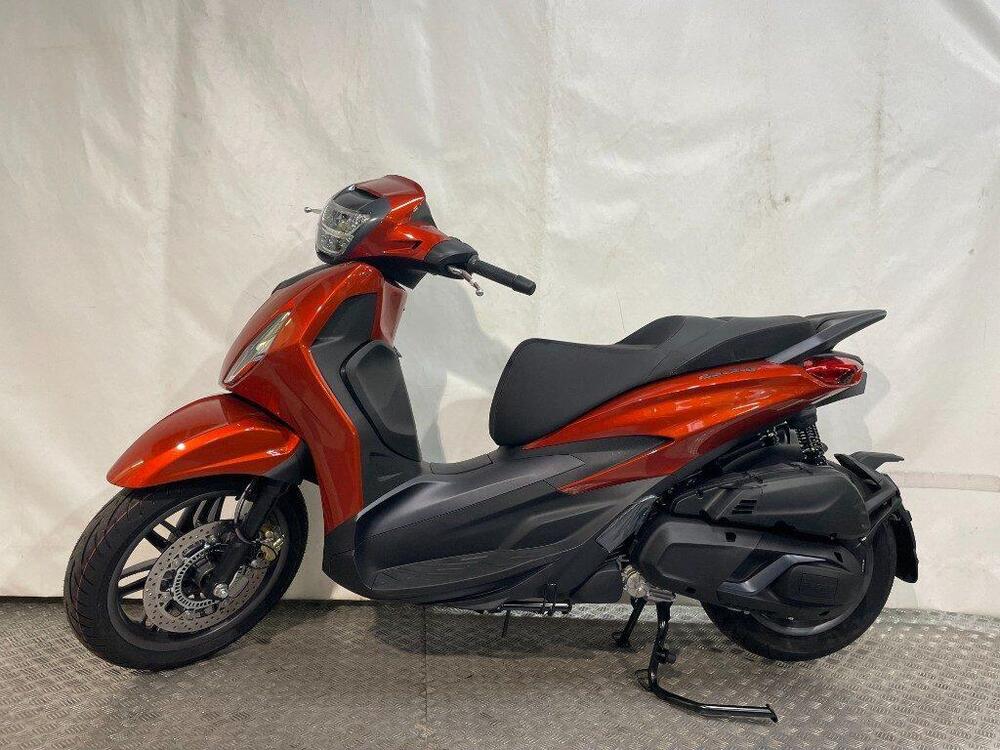 Piaggio Beverly 400 S ABS-ASR (2021 - 24) (2)