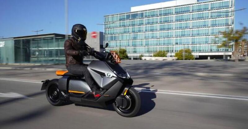 Mercato moto e scooter elettrici in negativo nell&#039;attesa degli incentivi. La Top10 di novembre