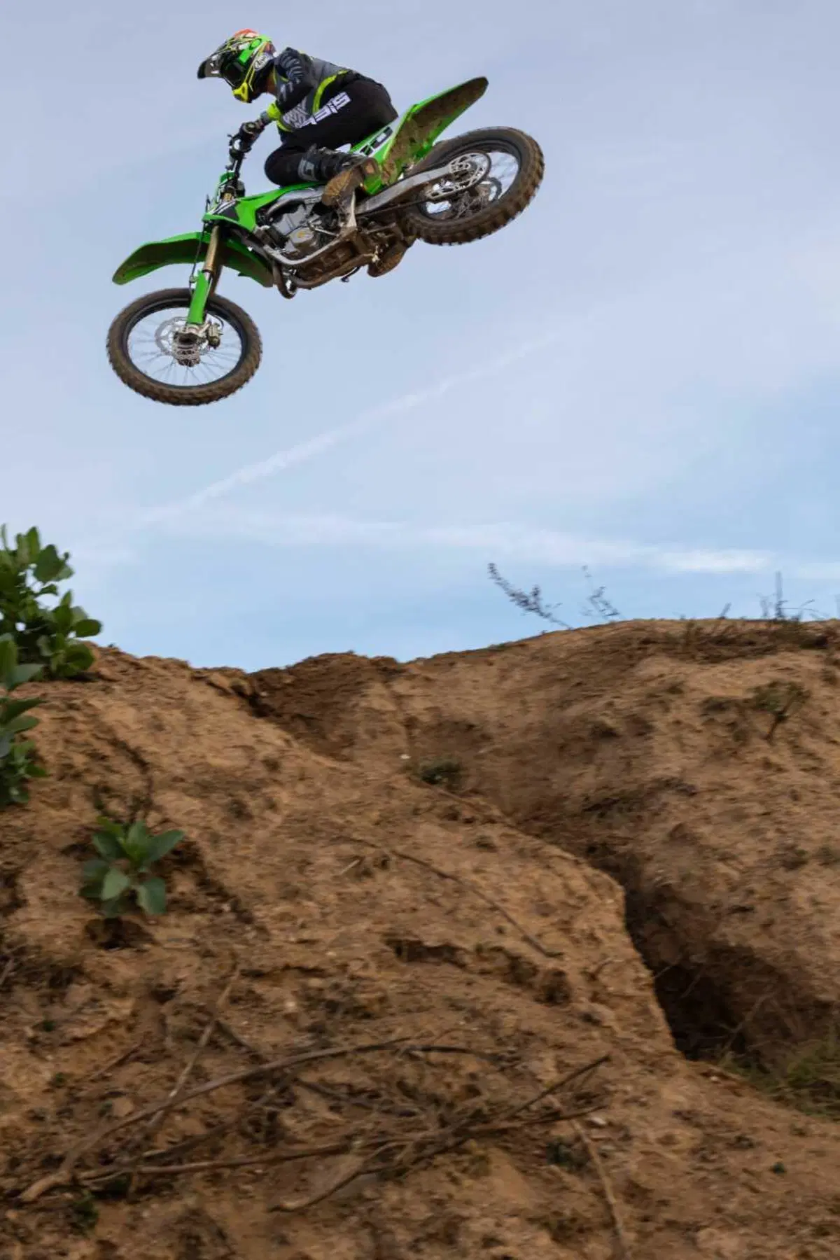 Kawasaki KX 450 2024 TEST: come va, pregi e difetti della nuova 450 giapponese [VIDEO E GALLERY] (9)