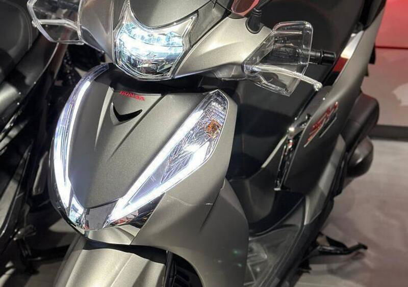 Honda SH 300 i Sport ABS (2018 - 20) usate - Annunci moto usate Honda - Moto .it