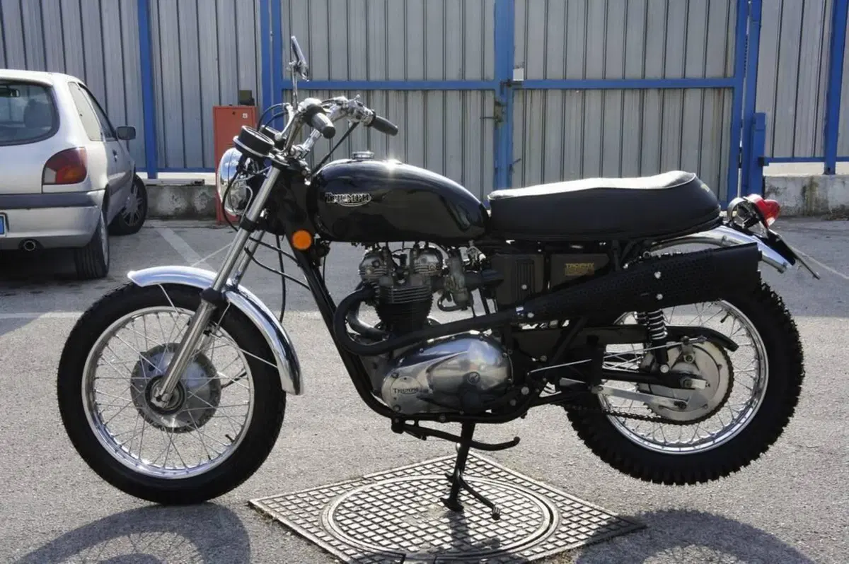 Triumph Bonneville T 120 R