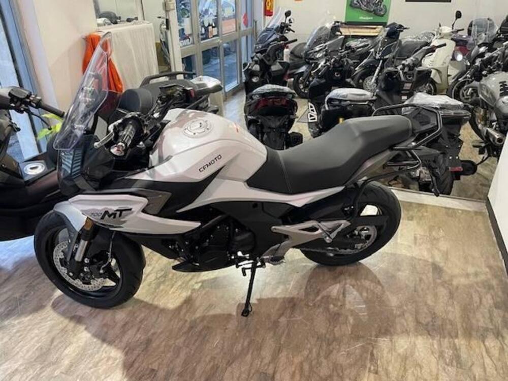 CFMOTO 700MT (2024) (4)