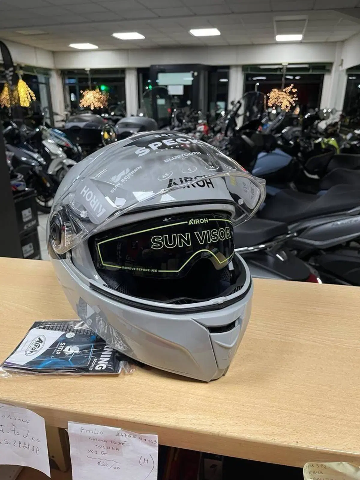 casco integrale AIROH SPECKTRE MODULARE (2)
