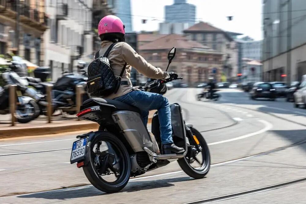 Noleggio moto e scooter a 1 mese costi, procedure e vantaggi [GUIDA
