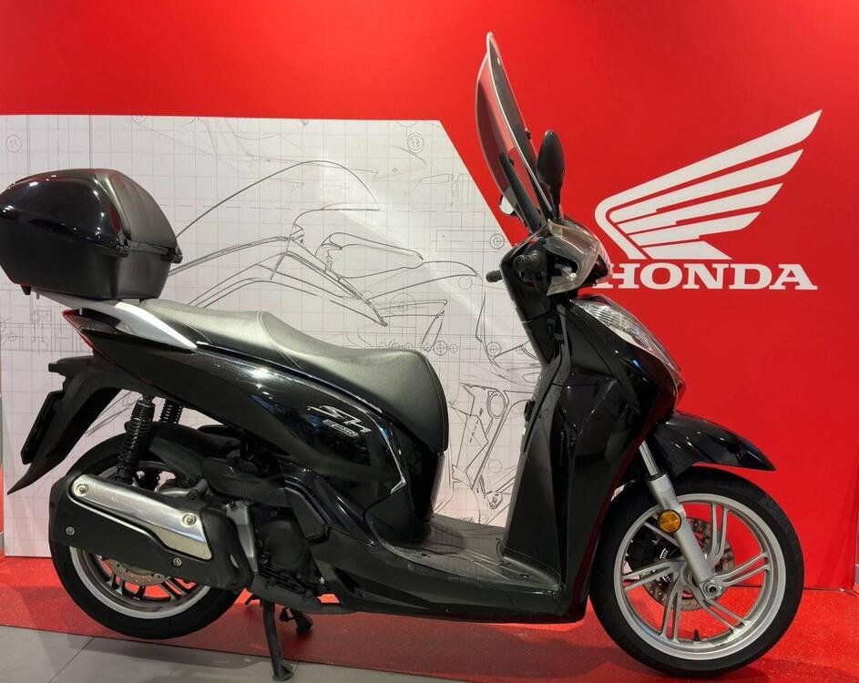 Honda SH 300 i ABS (2016 - 20) (3)