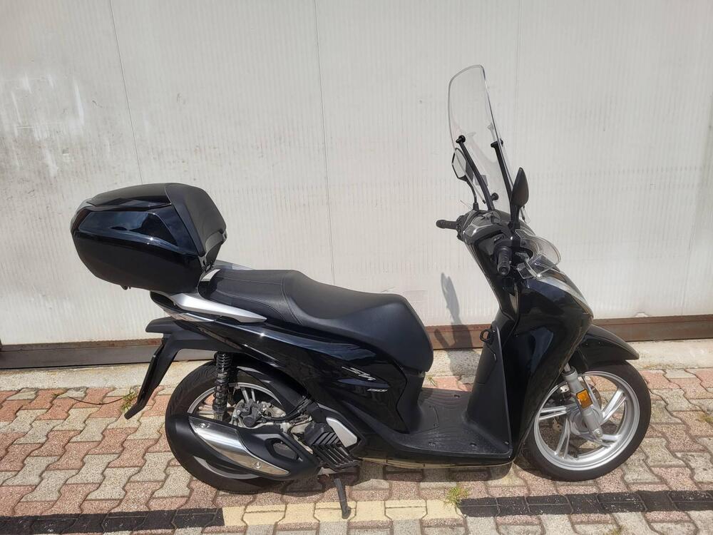 Honda SH 150i (2020 - 24) (2)