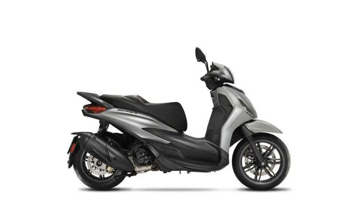 Piaggio Beverly 300 Beverly 300 S ABS-ASR (2021 - 25) (2)