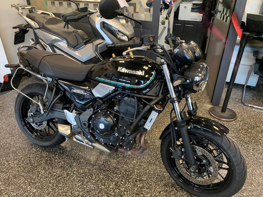 Kawasaki Z 650 RS (2022 - 24)