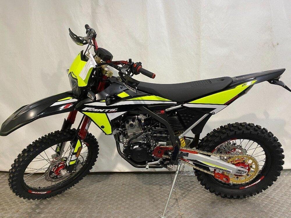 Fantic Motor XEF 250 Enduro Competition (2021) (2)