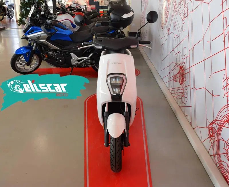 Honda EM1 e (2023 - 26) (3)