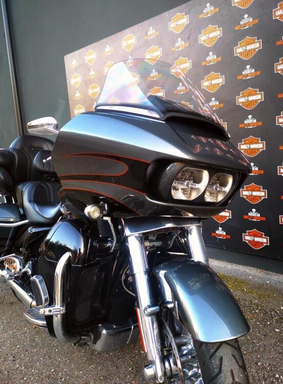 Harley-Davidson 1800 Road Glide Ultra (2014 - 16) - FLTRUSE (4)