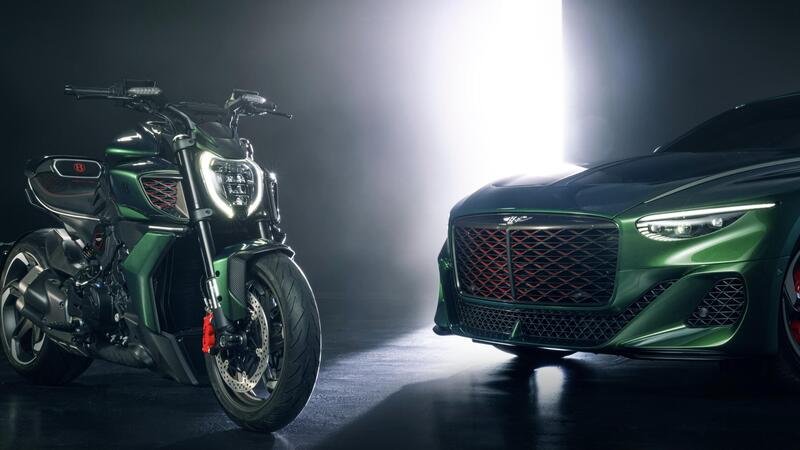 Ducati Diavel for Bentley: la nuova opera d&rsquo;arte della Casa di Borgo Panigale [GALLERY]