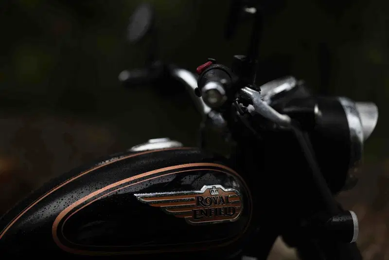 Royal Enfield Bullet 350 (2024 - 26) (2)