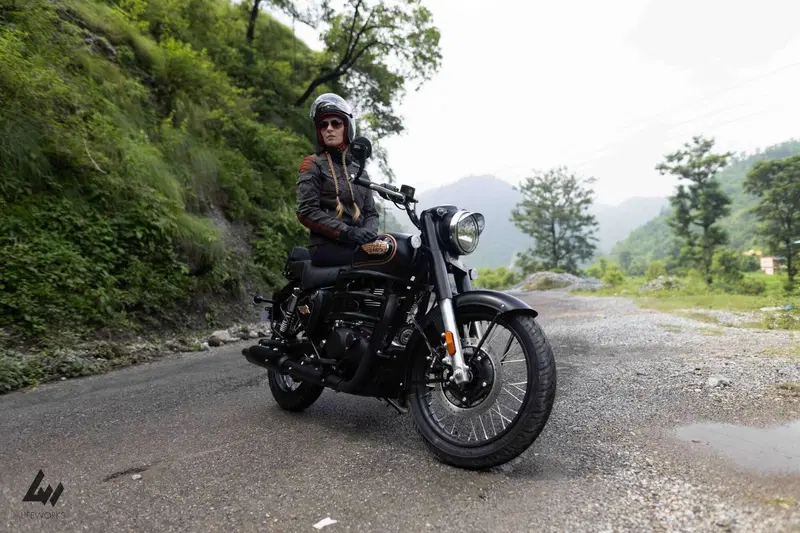 Royal Enfield Bullet 350 (2024 - 26) (3)