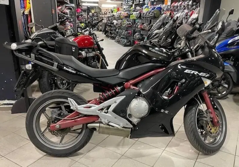 Kawasaki ER-6F (2006 - 08)