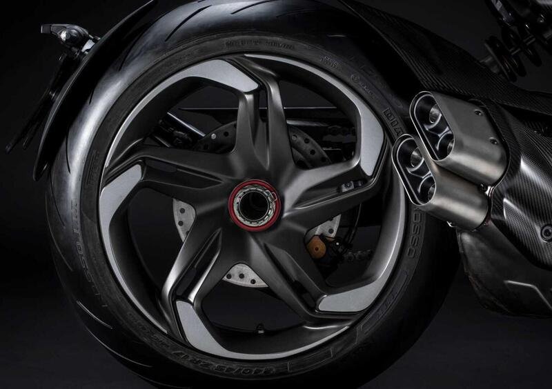 Ducati Diavel V4 Diavel for Bentley (2024) (9)