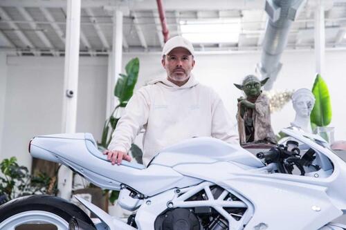 La Superveloce si fa opera d'arte con Arsham [GALLERY] (3)