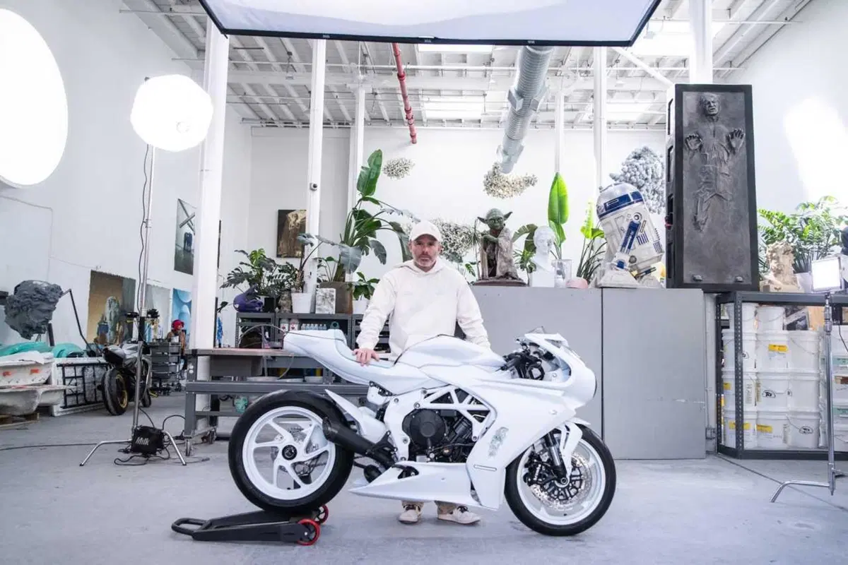 La Superveloce si fa opera d'arte con Arsham [GALLERY] (5)