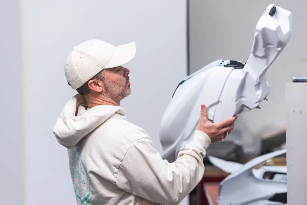 La Superveloce si fa opera d'arte con Arsham [GALLERY] (44)