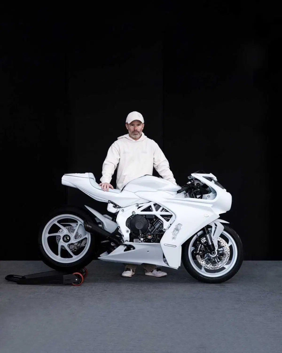 La Superveloce si fa opera d'arte con Arsham [GALLERY] (58)