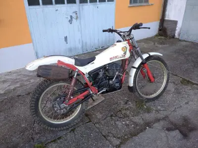 Montesa cota 349 d'epoca