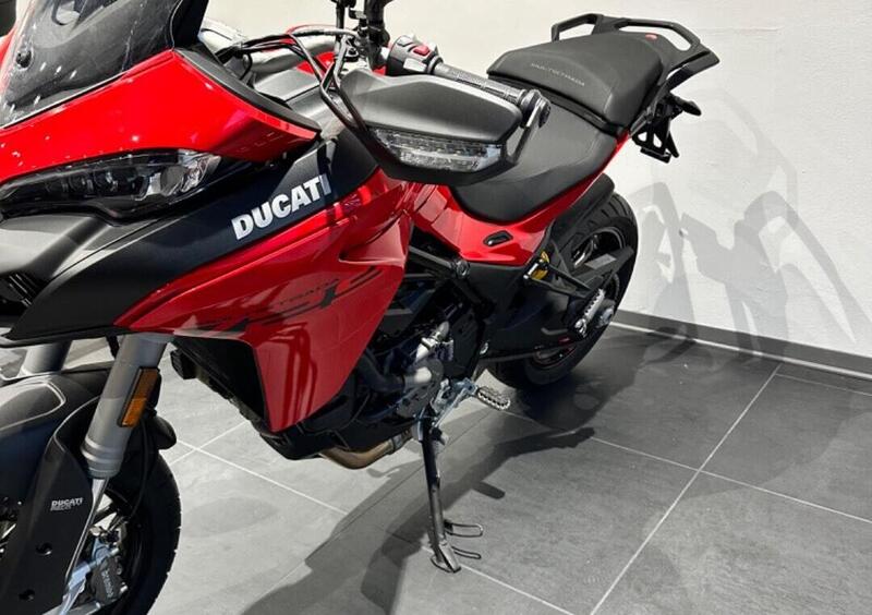 Vendo Ducati Multistrada V2 S 2022 24 usata a Arezzo codice