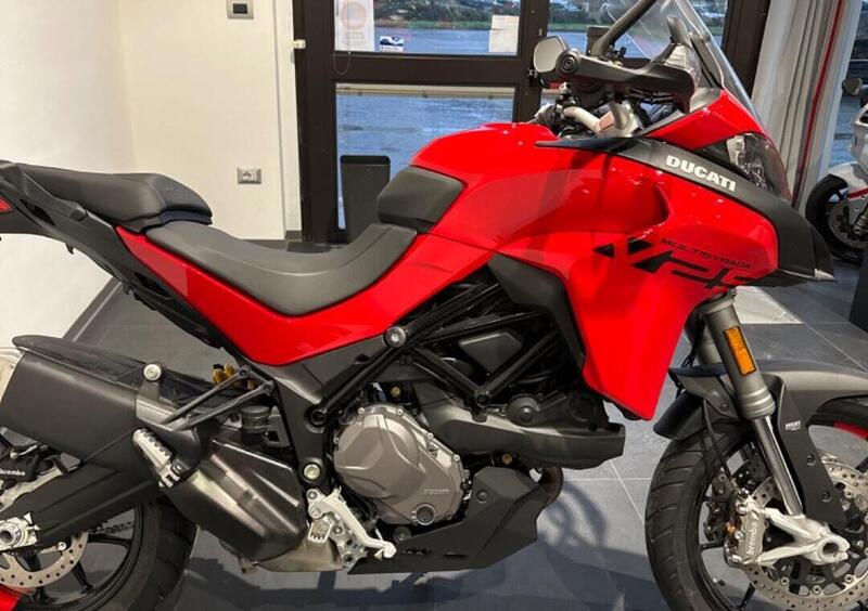 Vendo Ducati Multistrada V2 S 2022 24 usata a Arezzo codice