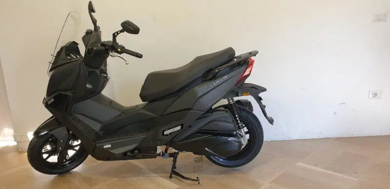 Kymco Dink R 125 Tunnel (2023 - 26) (2)