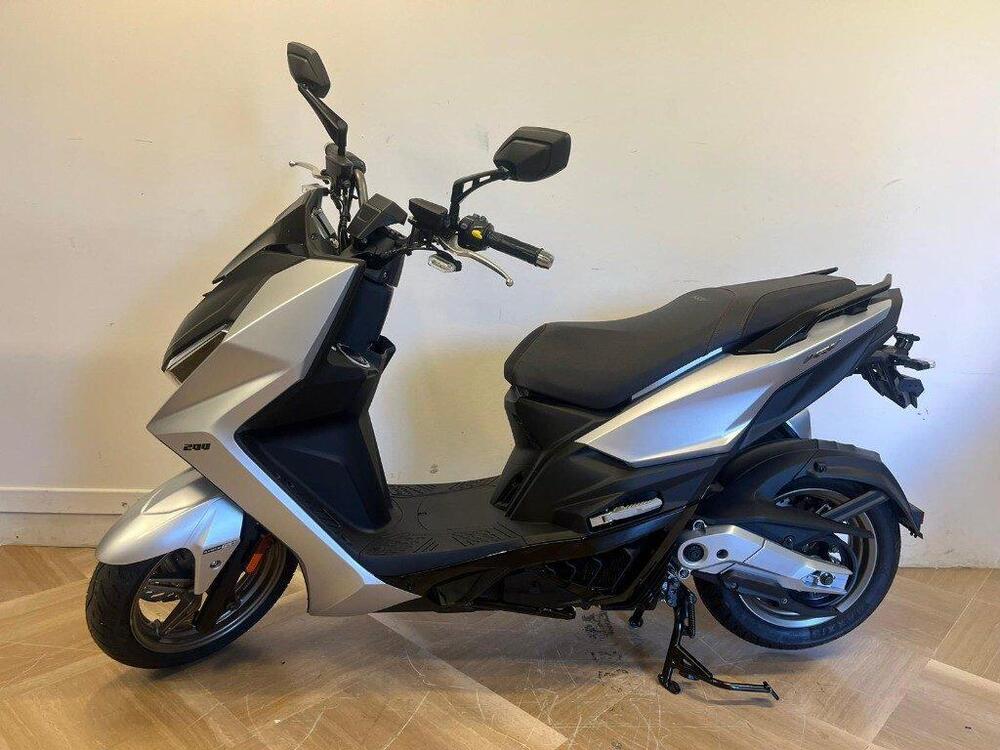 Kymco KRV 200 (2023 - 24) (2)