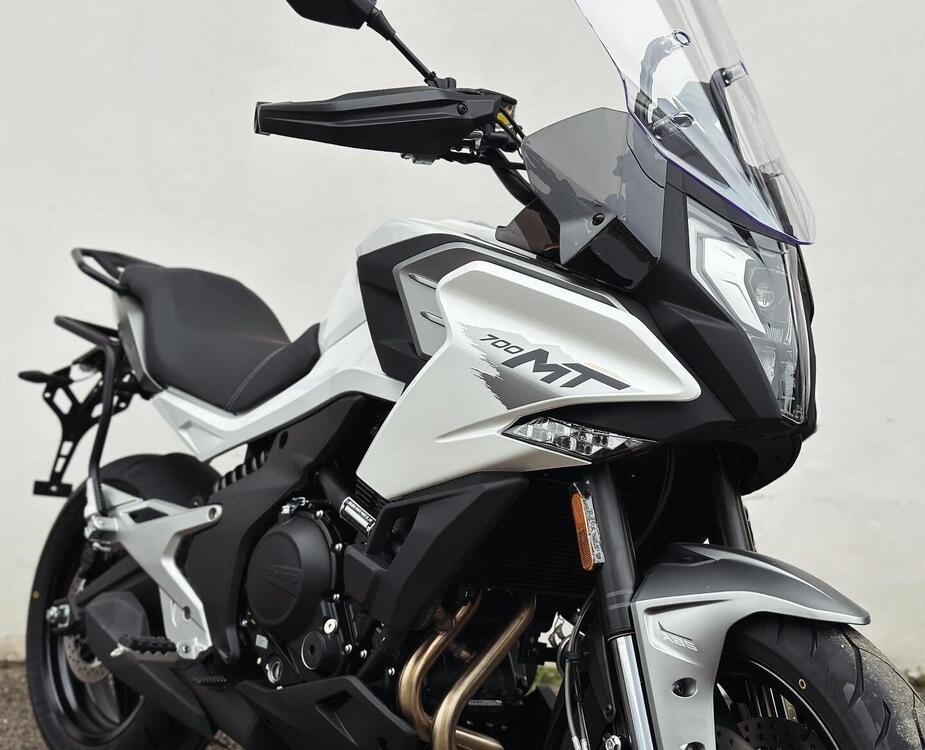 CFMOTO 700MT (2024 - 25) (2)