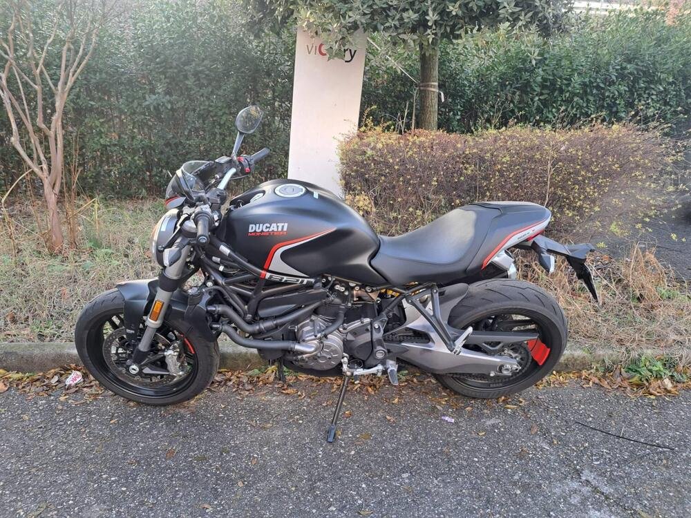 Ducati Monster 821 Stealth (2019 - 20) (2)