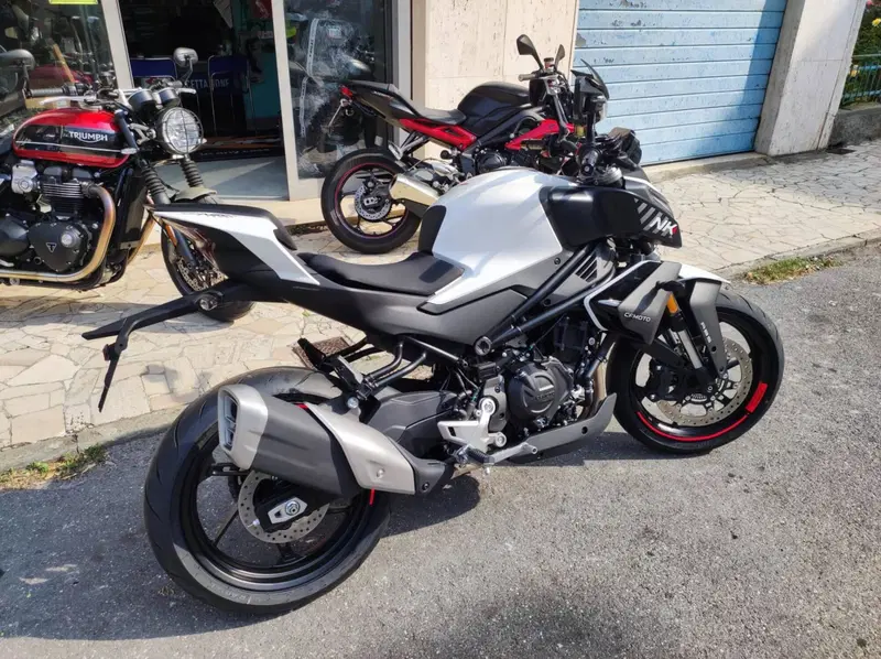 CFMOTO 450NK (2023 - 26) (3)