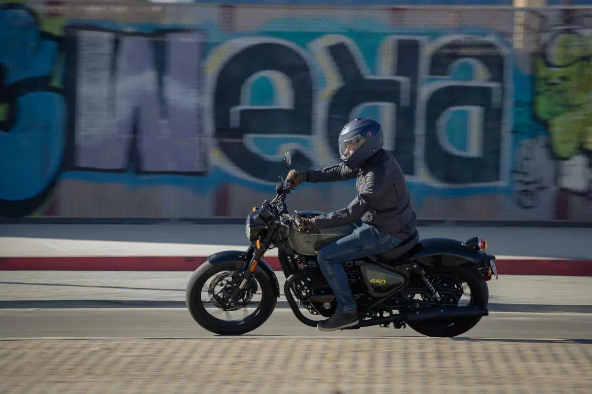 Royal Enfield Shotgun 650: foto, caratteristiche tecniche, dettagli [VIDEO e GALLERY] (37)