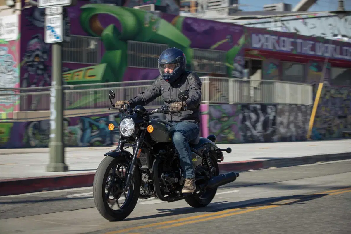 Royal Enfield Shotgun 650: foto, caratteristiche tecniche, dettagli [VIDEO e GALLERY] (47)