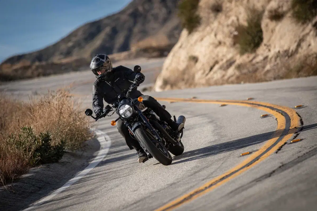 Royal Enfield Shotgun 650: foto, caratteristiche tecniche, dettagli [VIDEO e GALLERY] (57)