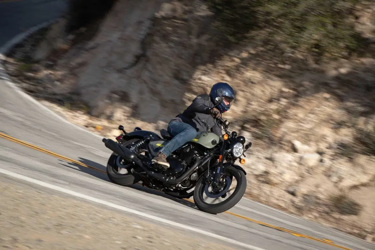 Royal Enfield Shotgun 650: foto, caratteristiche tecniche, dettagli [VIDEO e GALLERY] (71)