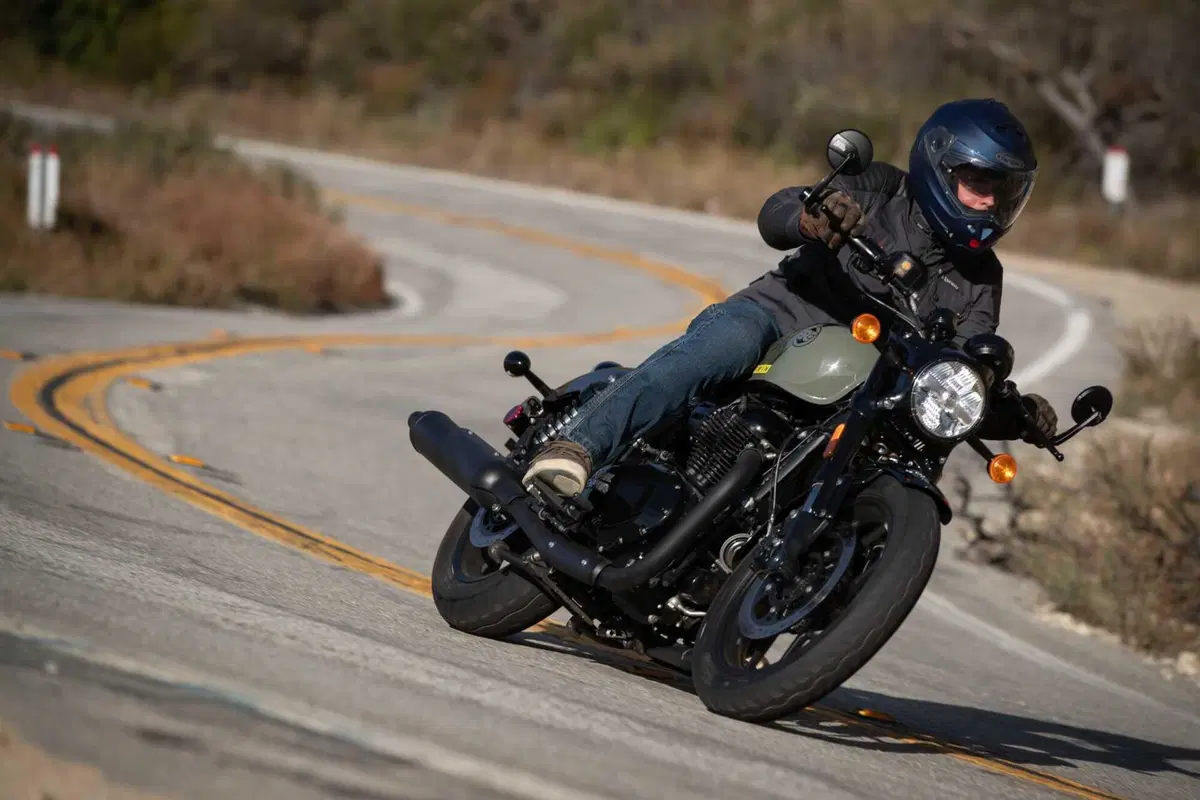 Royal Enfield Shotgun 650: foto, caratteristiche tecniche, dettagli [VIDEO e GALLERY] (74)