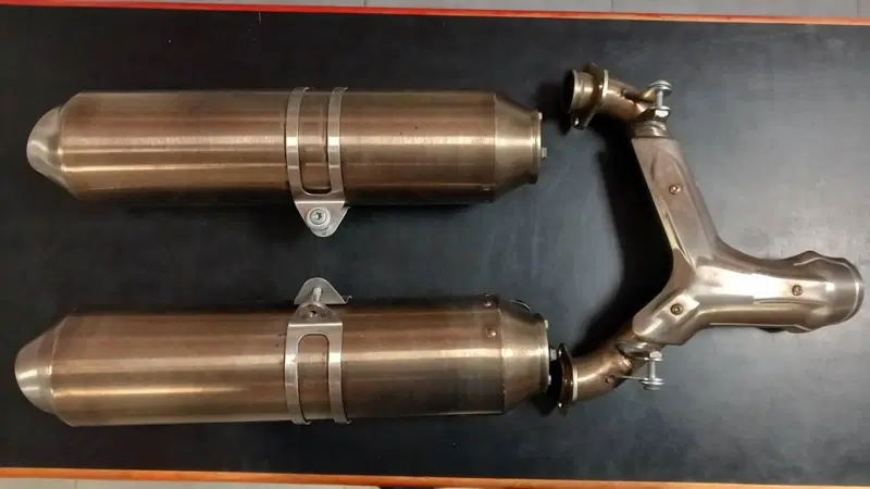 Silenziatori usati KTM 990 SMT '09-'13 (2)