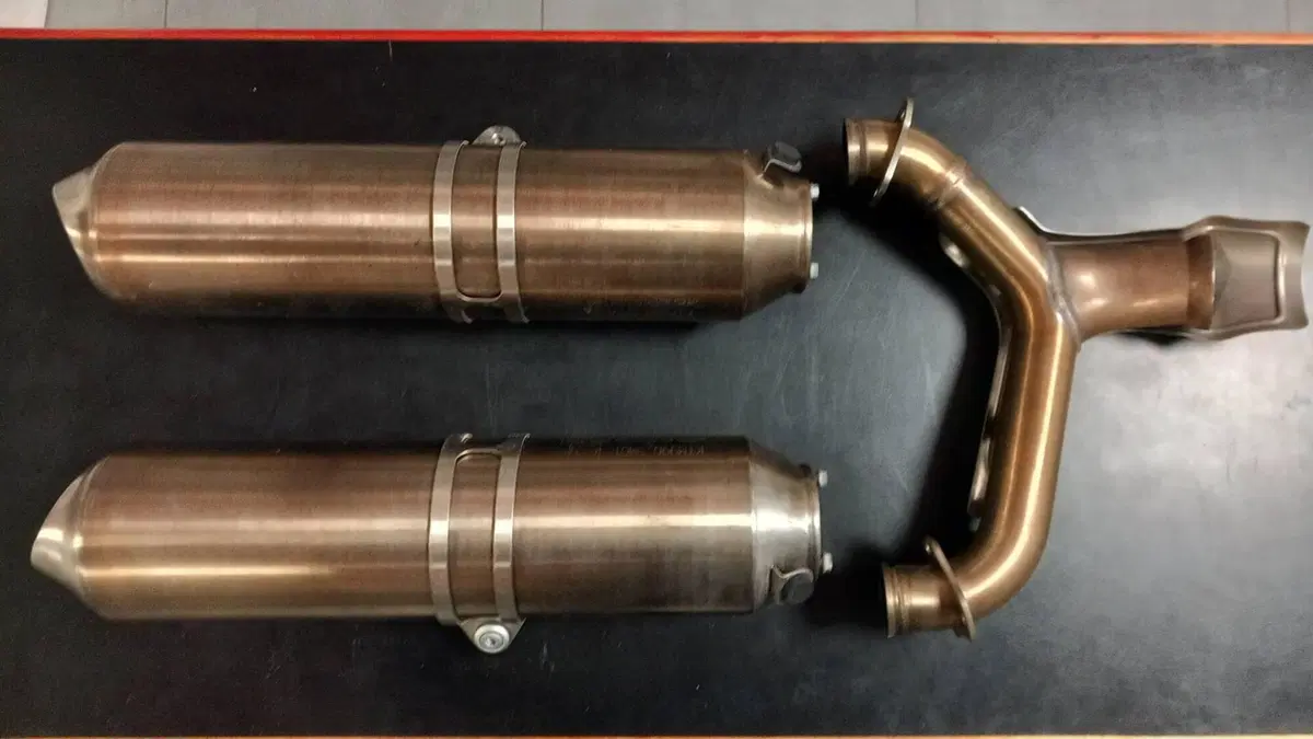 Silenziatori usati KTM 990 SMT '09-'13 (3)