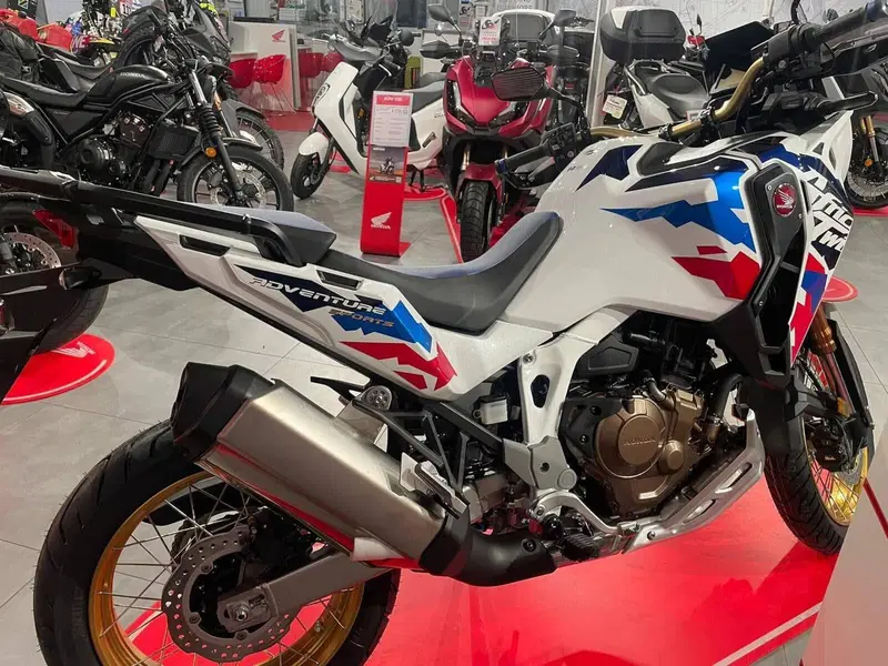 Honda Africa Twin CRF 1100L Adventure Sports (2024 - 26) (4)