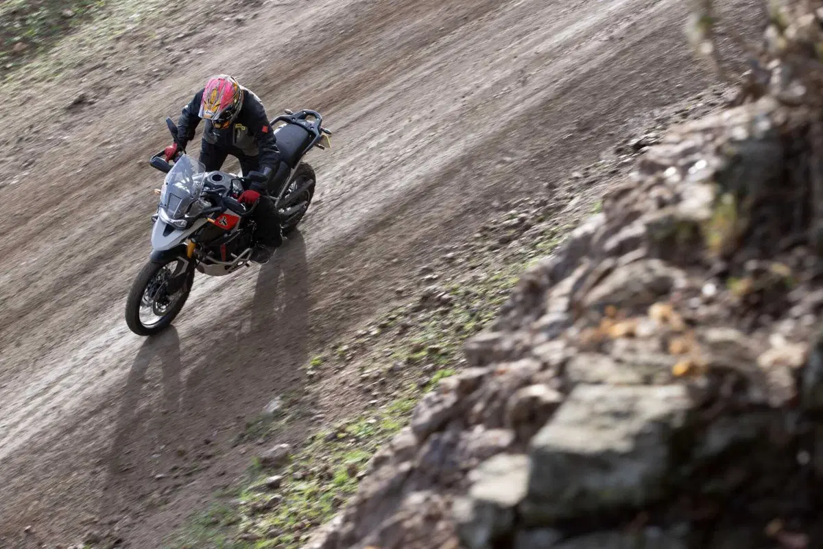 Triumph Tiger 900 Rally Pro 2024 TEST: 108 cavalli da godere (anche) in fuoristrada (10)