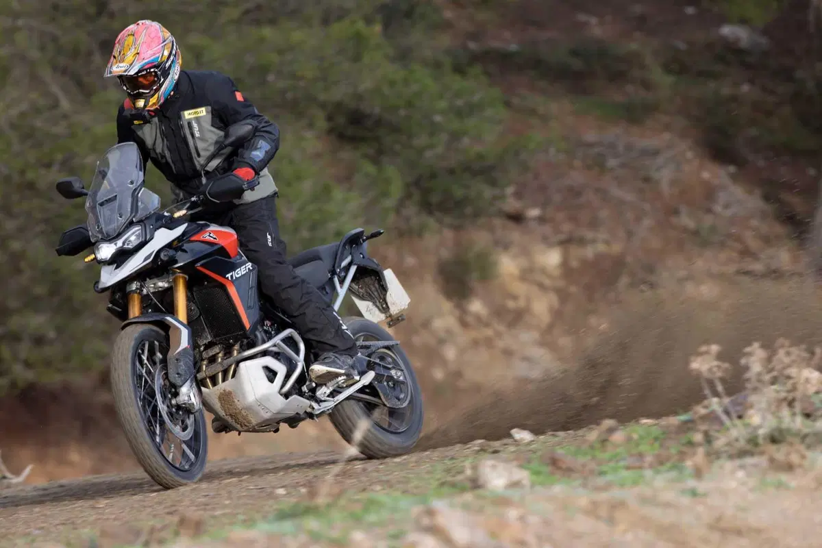 Triumph Tiger 900 Rally Pro 2024 TEST: 108 cavalli da godere (anche) in fuoristrada