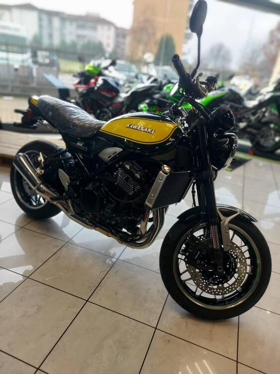 Kawasaki Z 900 RS (2022 - 24) (2)