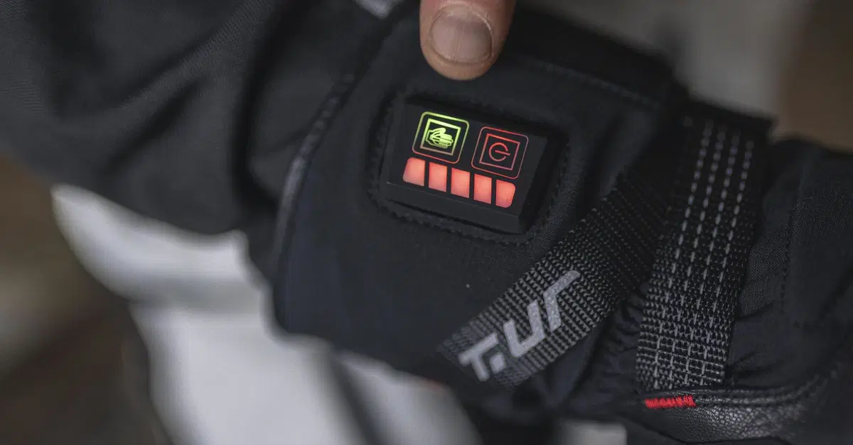 Natale 2023. 18 dicembre, un'idea regalo al giorno per motociclisti: T.ur
