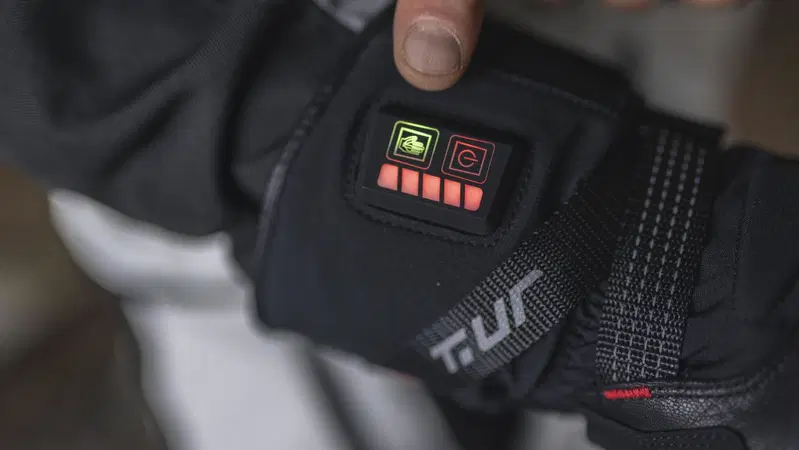 Natale 2023. 18 dicembre, un'idea regalo al giorno per motociclisti: T.ur