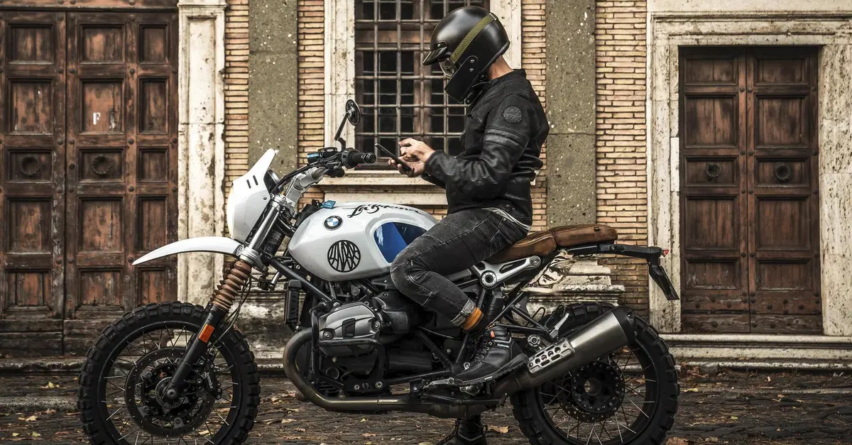 Natale 2023. 19 dicembre, un'idea regalo al giorno per motociclisti: Stylmartin