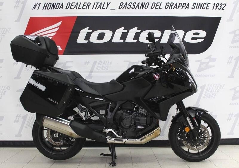 Moto usate: HONDA AFRICA TWIN 1100 ADVENTURE SPORTS ABS TC MAPPATURE TFT  FULL LED NEW 2023